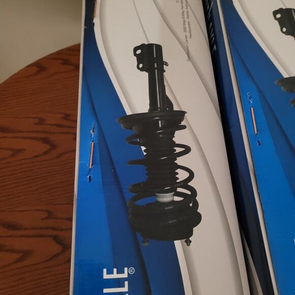 Detroit Axle Complete Struts with Springs for Pontiac Vibe/Matrix - Picture 4 of 6